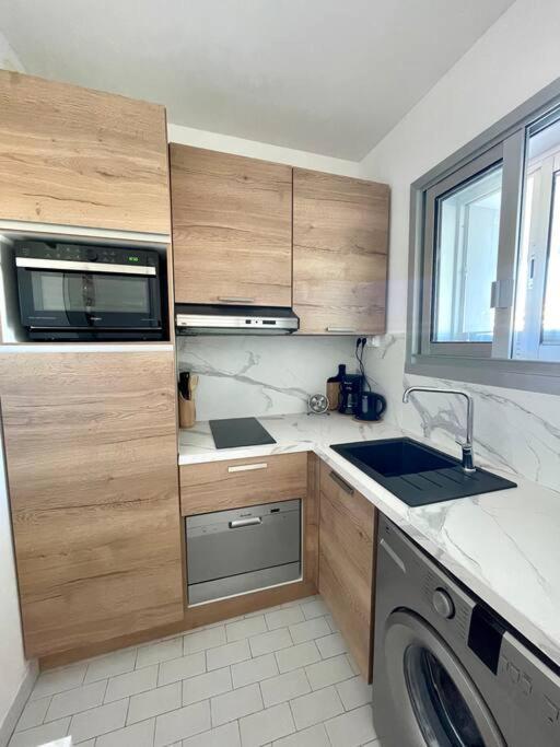 Studio Port Marina - Parking Prive, Climatise Au Ducal Villeneuve-Loubet Exterior foto
